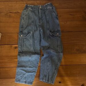 Relaxed Fit Woman’s Vans Cargo Pants